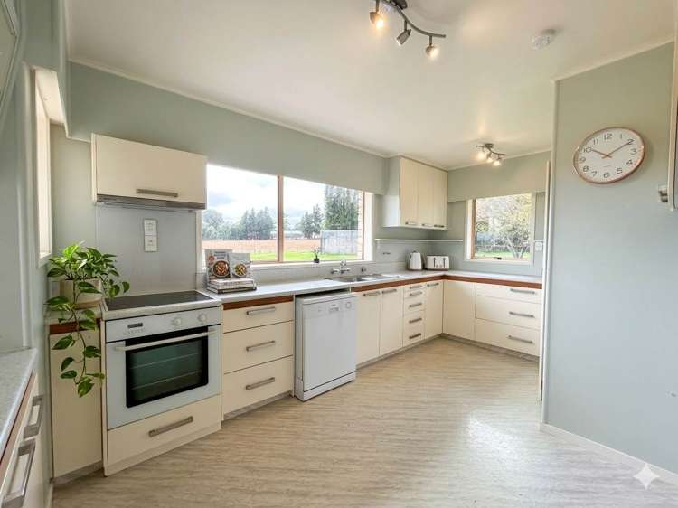 311 Pukekohe East Road Bombay_1