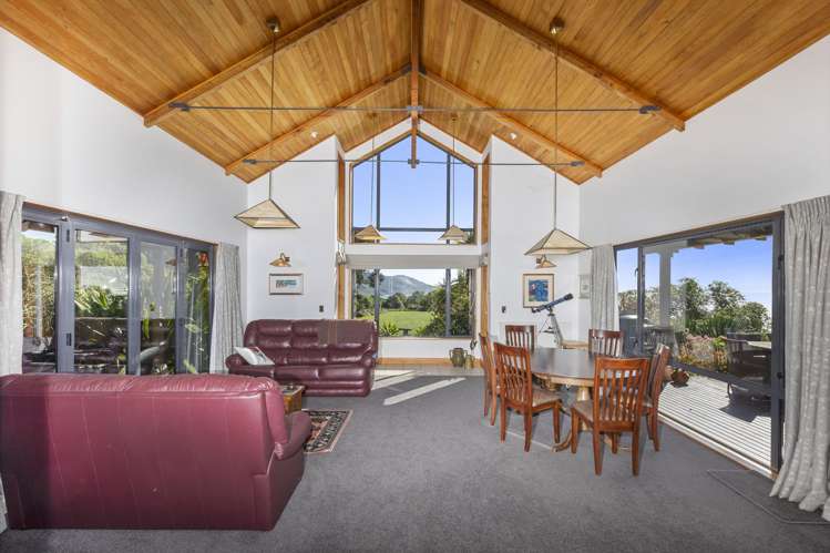 257 Cathedral Road Gore Bay_19