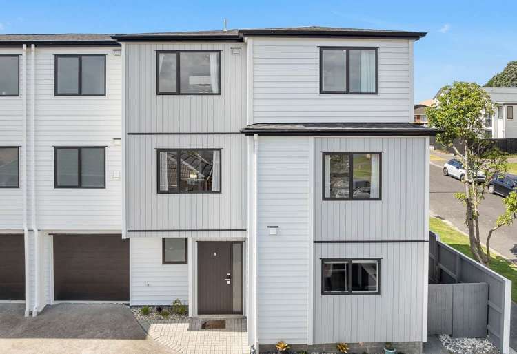 7 Waite Avenue_0