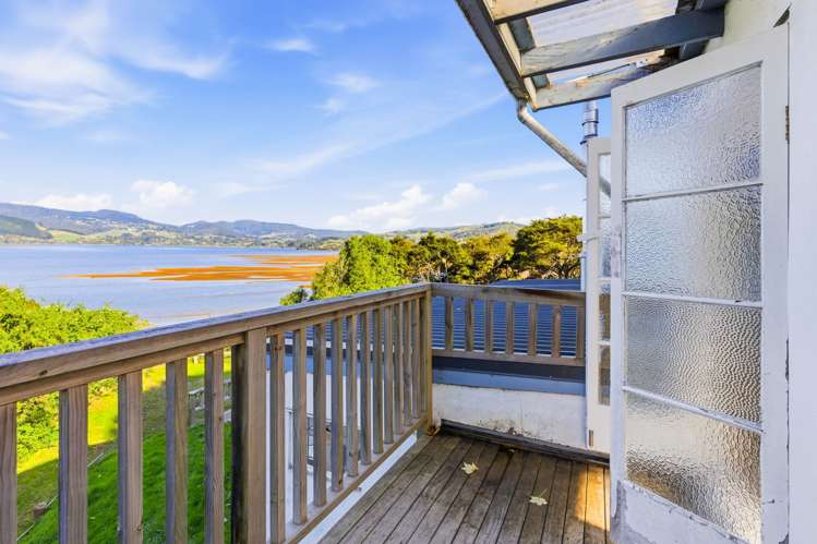89 Coast Road_4