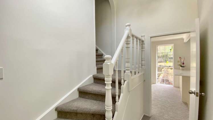 5 Crown Hill Close Forrest Hill_6