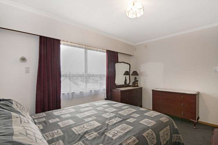 7 Farnham Drive Richmond_10