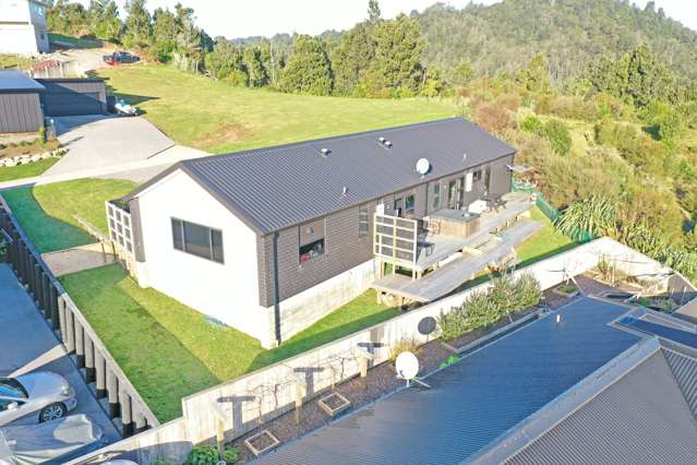 4a Rewarewa Rise Whangamata_2