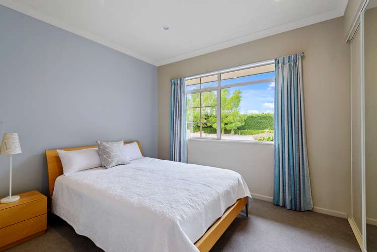 46 Stott Drive Darfield_21