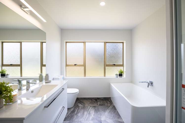 9 Fairview Place Westown_13