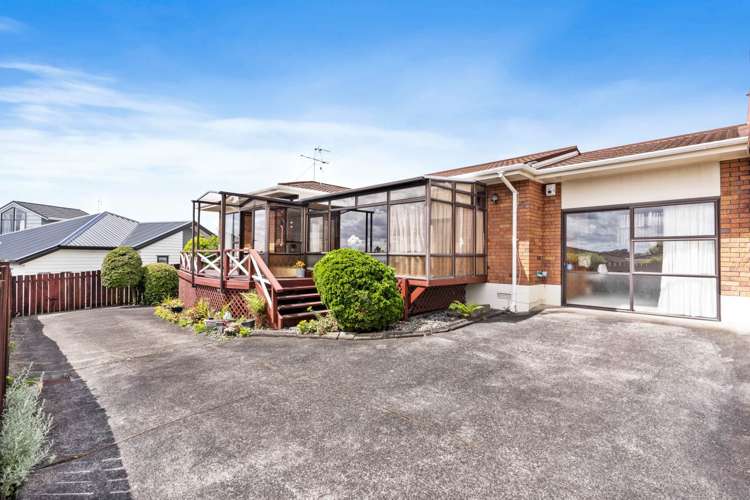 2/21 White Heron Drive Massey_3