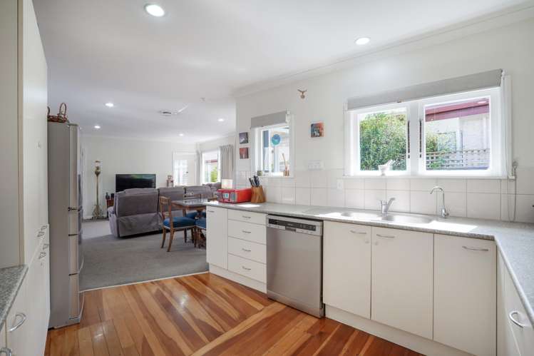 222 Vogel Street Roslyn_4