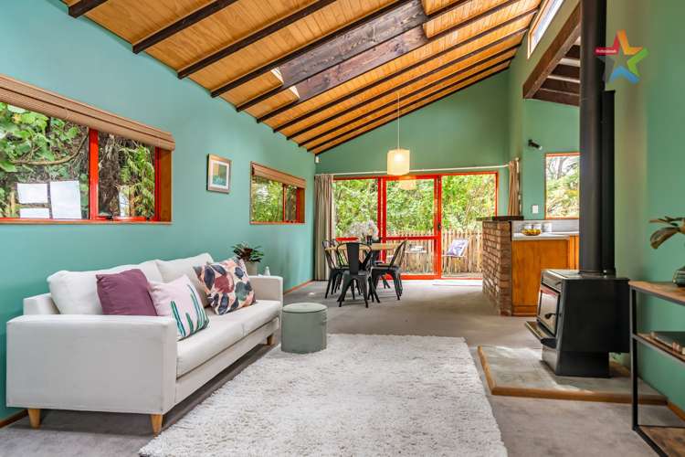 6 Sarah Way Crofton Downs_9