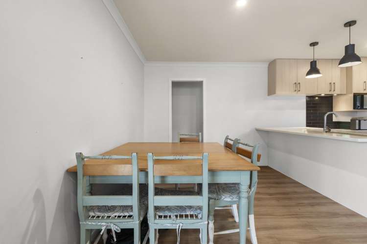 104 Thornton Road 11373_2