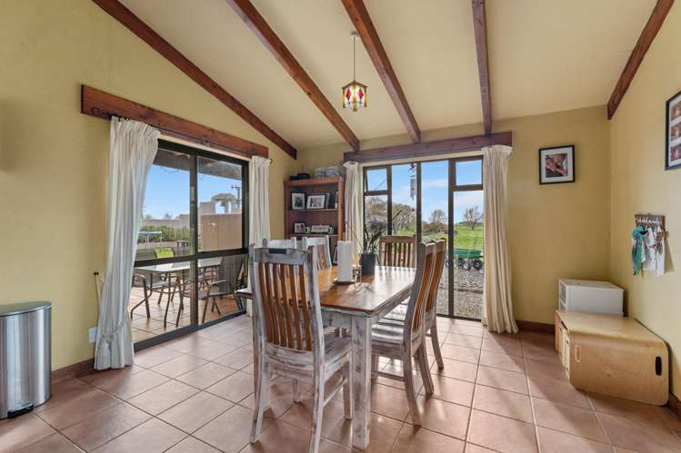 15 Waitarere Beach Road_2