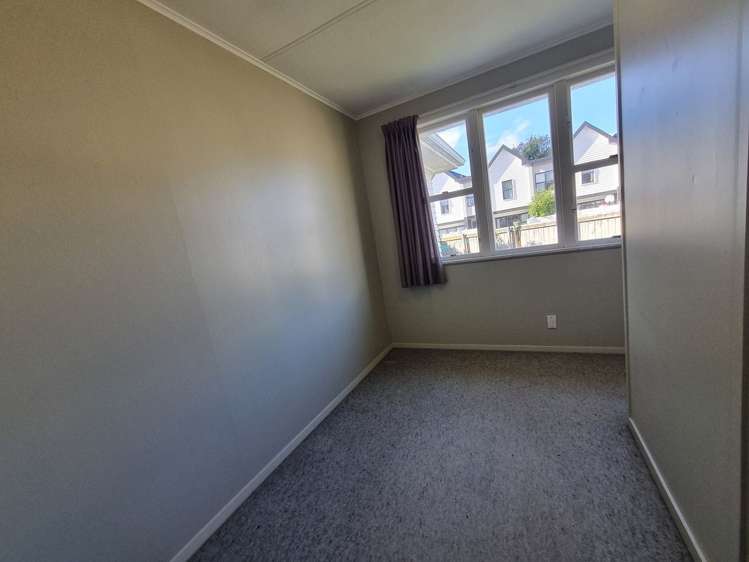 9 Mavis Place Beach Haven_5