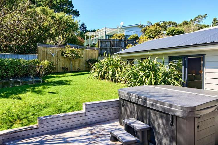 8 Beazley Avenue Paparangi_22