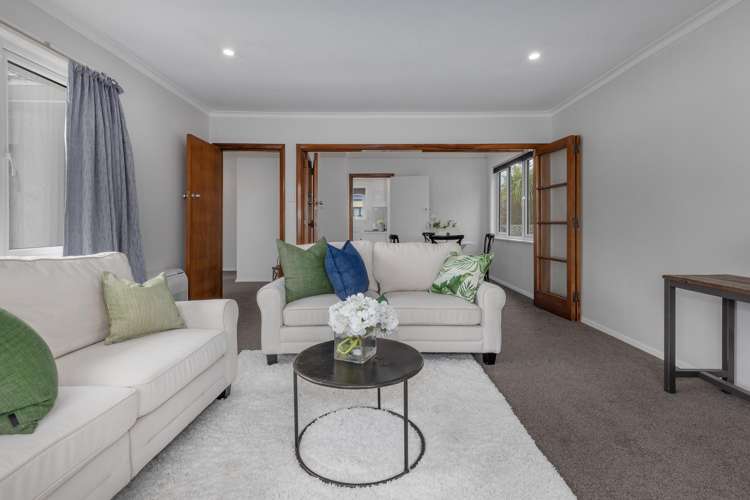 23 Main Road Titahi Bay_10