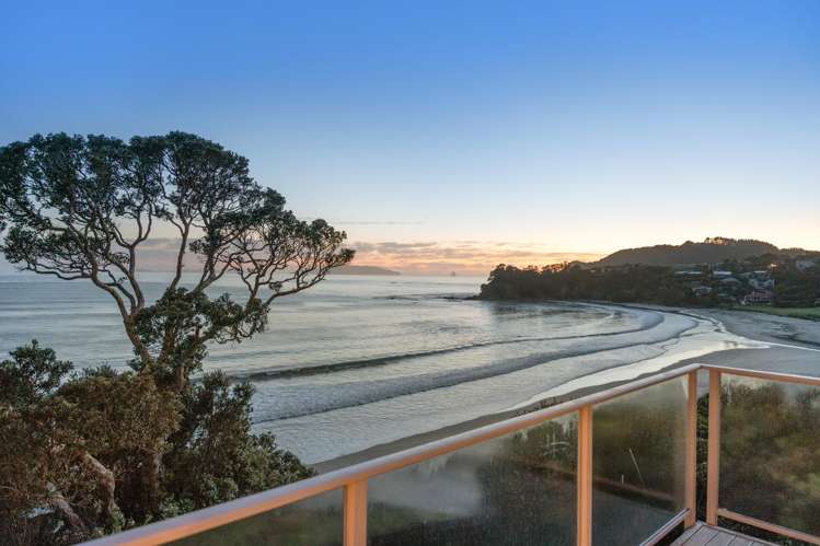 79 Wairahi Road Langs Beach_35