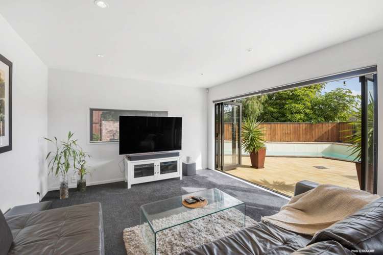 1/41 Lake Road Northcote_2