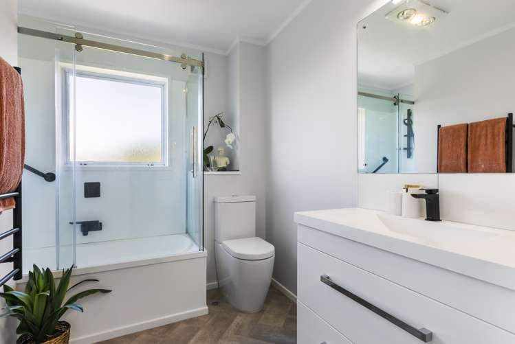 3b Chancellor Way Crofton Downs_7