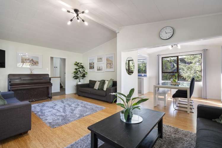 24 Glasgow Terrace Feilding_3
