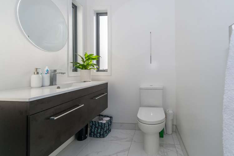 60 Earls Road Saint Clair_10