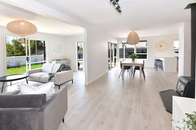 7 Doment Crescent Orewa_4