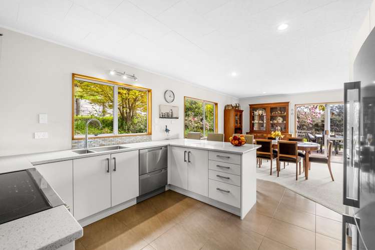 1180 East Coast Road Redvale_12