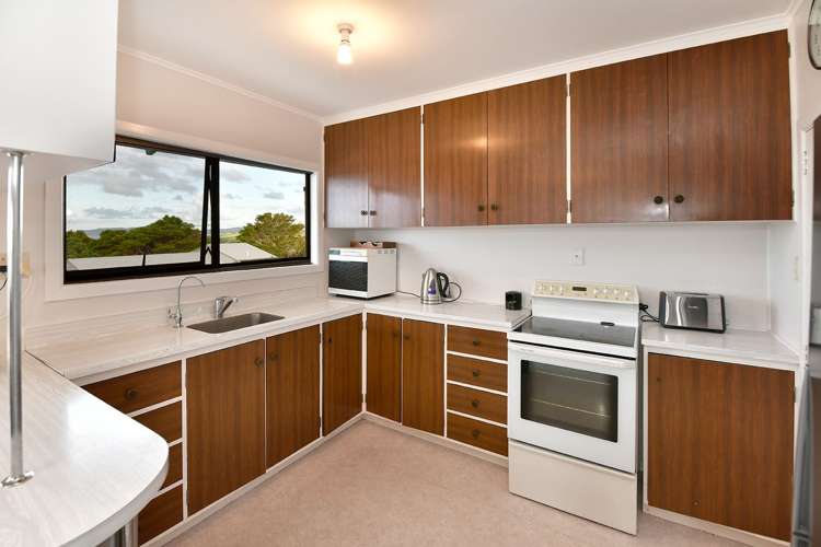 22 Alexander Road Algies Bay_12