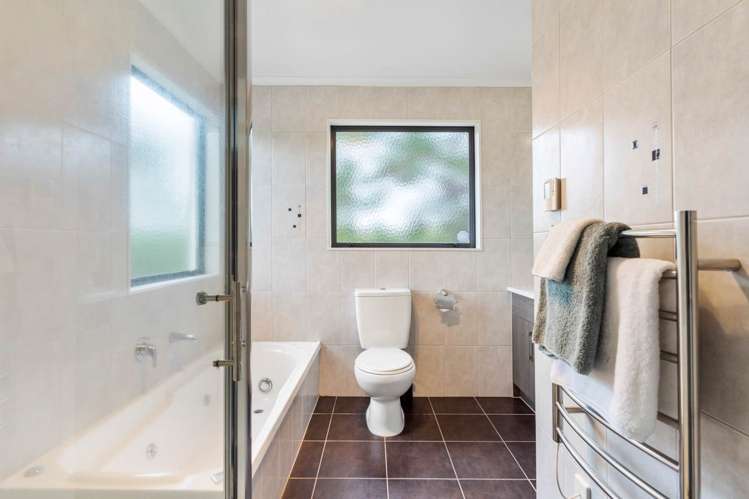 1/1600a Great North Road Waterview_22