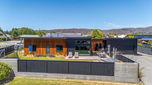 74 Larch Crescent Alexandra_1