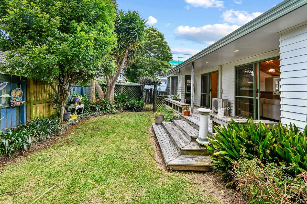 2/16 Airfield Road_4