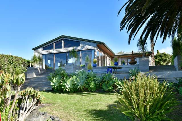 977 Whangaparaoa Road Tindalls Beach_1