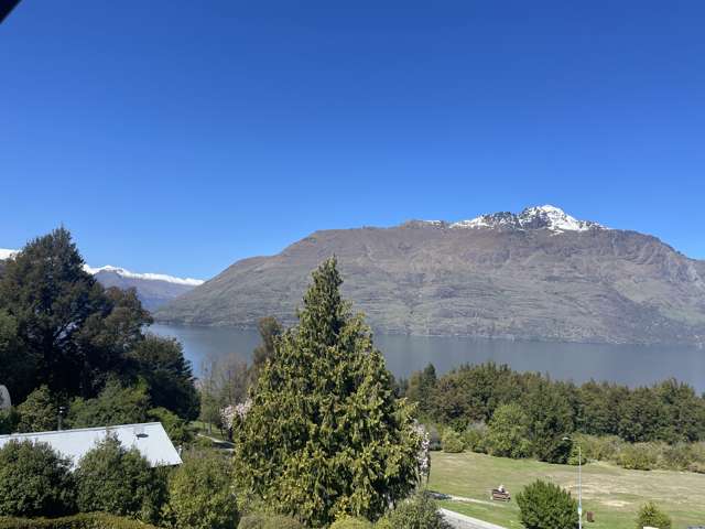 12/8 McKerrow Place Sunshine Bay_1