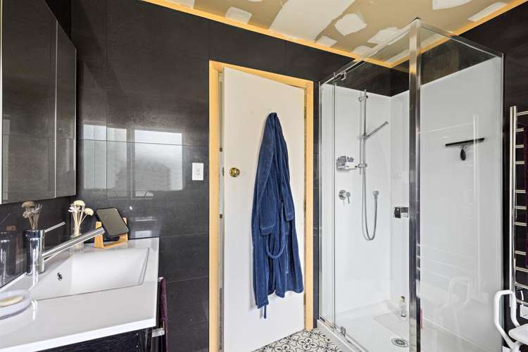 380 Kaipara Coast Highway Helensville_17