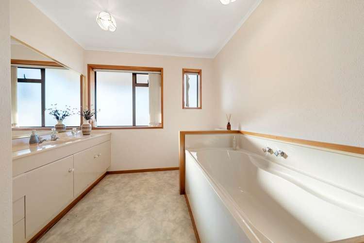 166 Sandspit Road Cockle Bay_15