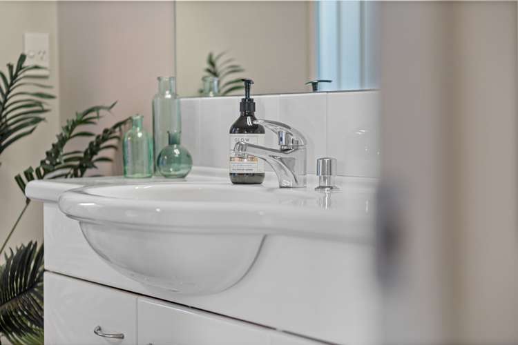 13 Ebony Court Rototuna North_18