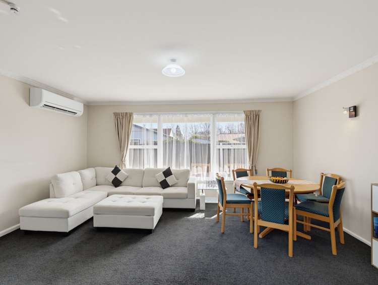 2/7 Curletts Road Sockburn_1