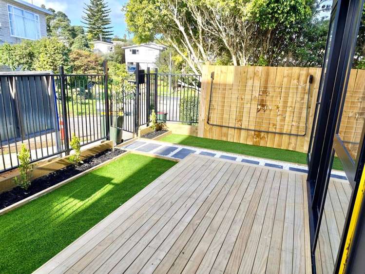 Lot 2/6 Rosina Place Pakuranga Heights_11
