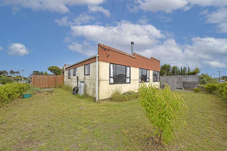 202 Pine Avenue South New Brighton_17