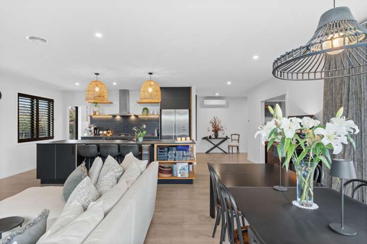 3 Roger Renall Avenue_4