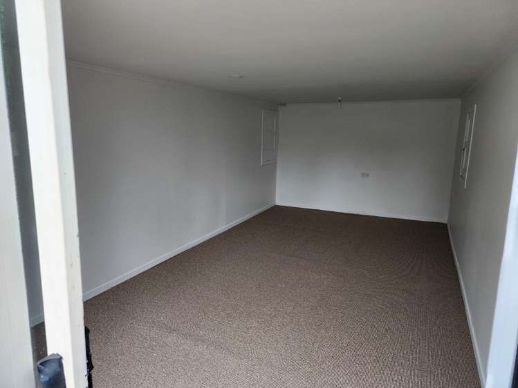 132 Huatoki Street Frankleigh Park_11