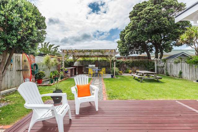 191 Queens Drive Lyall Bay_1