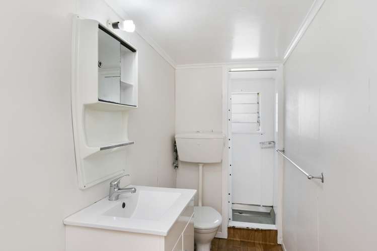 29 Palm Avenue Lyall Bay_16