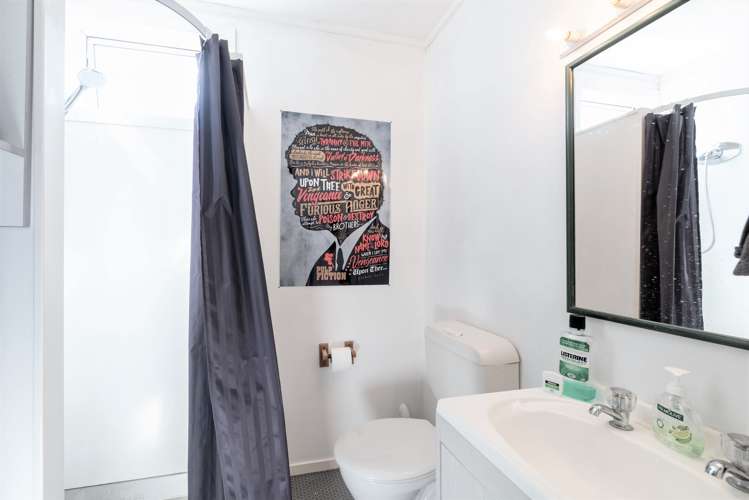 99 Rockfield Road Penrose_13