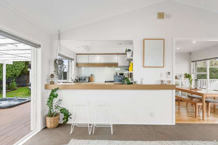 28 Lindis Place Mangere Bridge_13