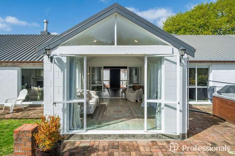 20 Barton Road Heretaunga_1
