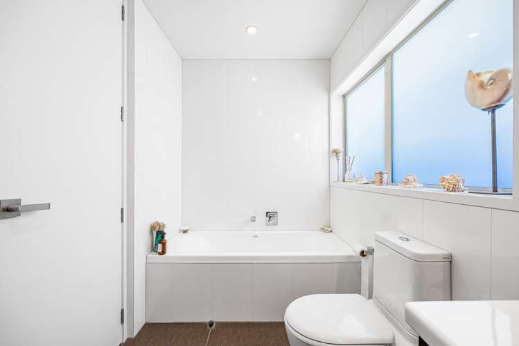 1/24 Clifton Road Hauraki_16