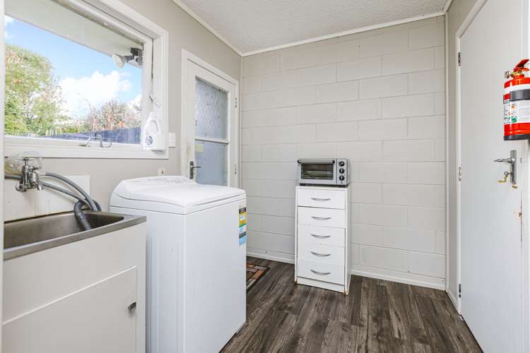 1/28 Park Estate Road Rosehill_8