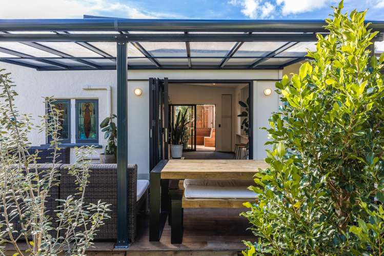 36 Ocean Road Surfdale_25