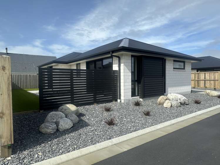 Lot 4/- Liz Cameron Lane Hokitika_13