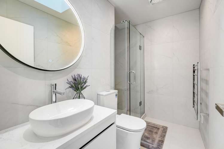 16 Binsted Road New Lynn_14