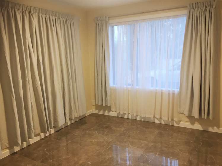 44 Captain Scott Road Glen Eden_4