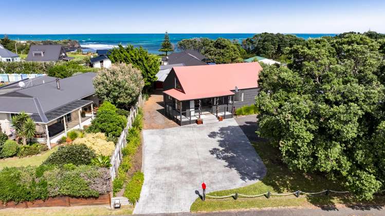 9 Pohutukawa Drive Opunake_27